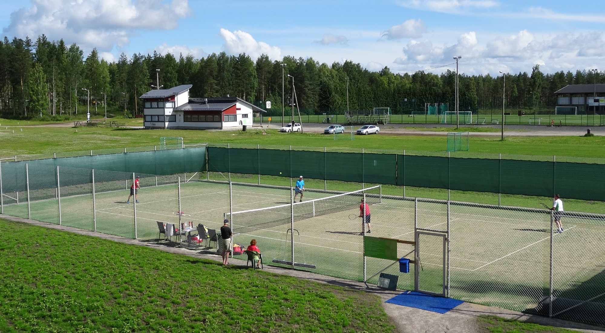 tenniskenttä