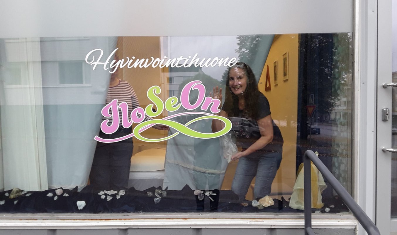 Hyvinvointihuone IloSeOn avajaiset to 8.10. klo 10
