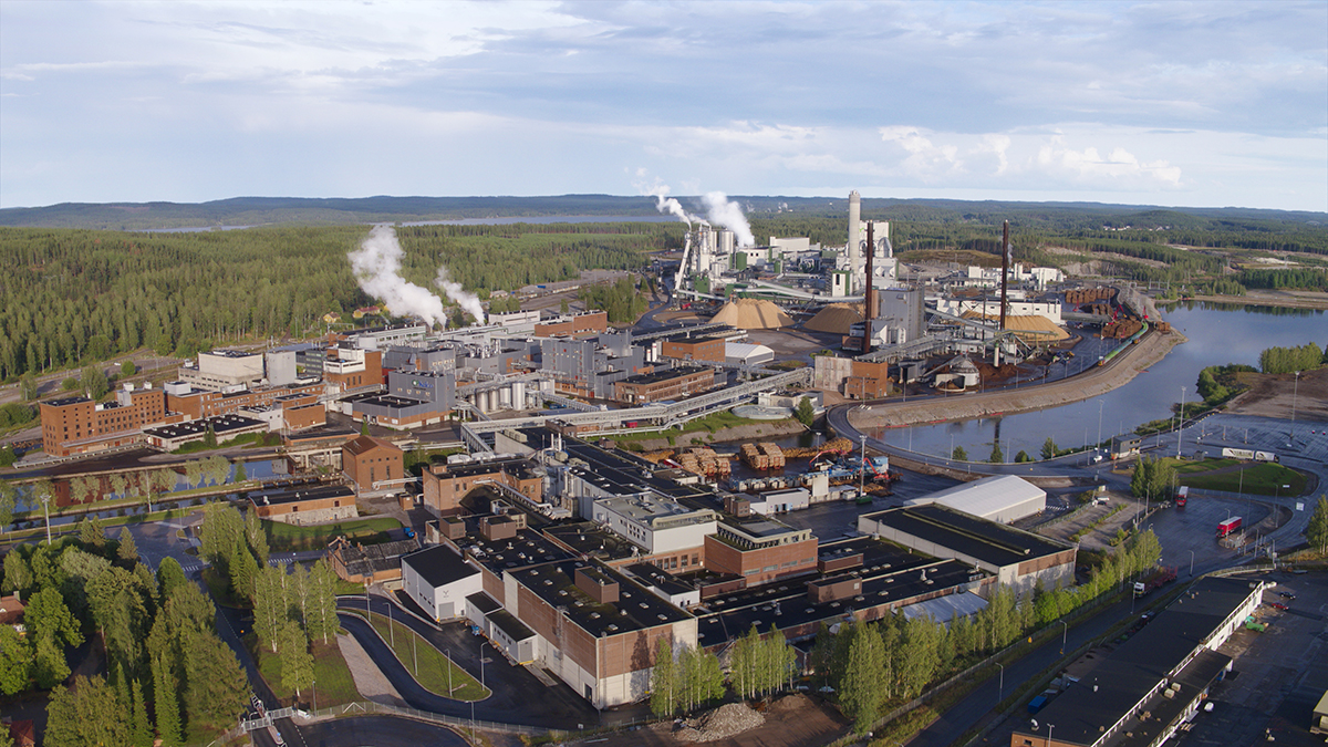 Äänekosken Metsä Groupin tehdas ilmakuva.